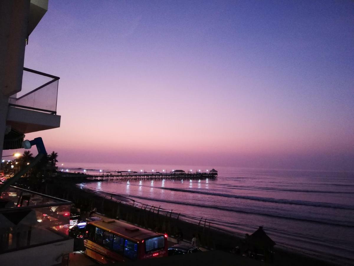 Totora Surf Hostel Huanchaco Eksteriør billede
